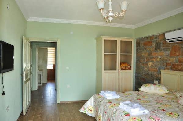 Yakamoz Hotel Goekceada Имврос Экстерьер фото