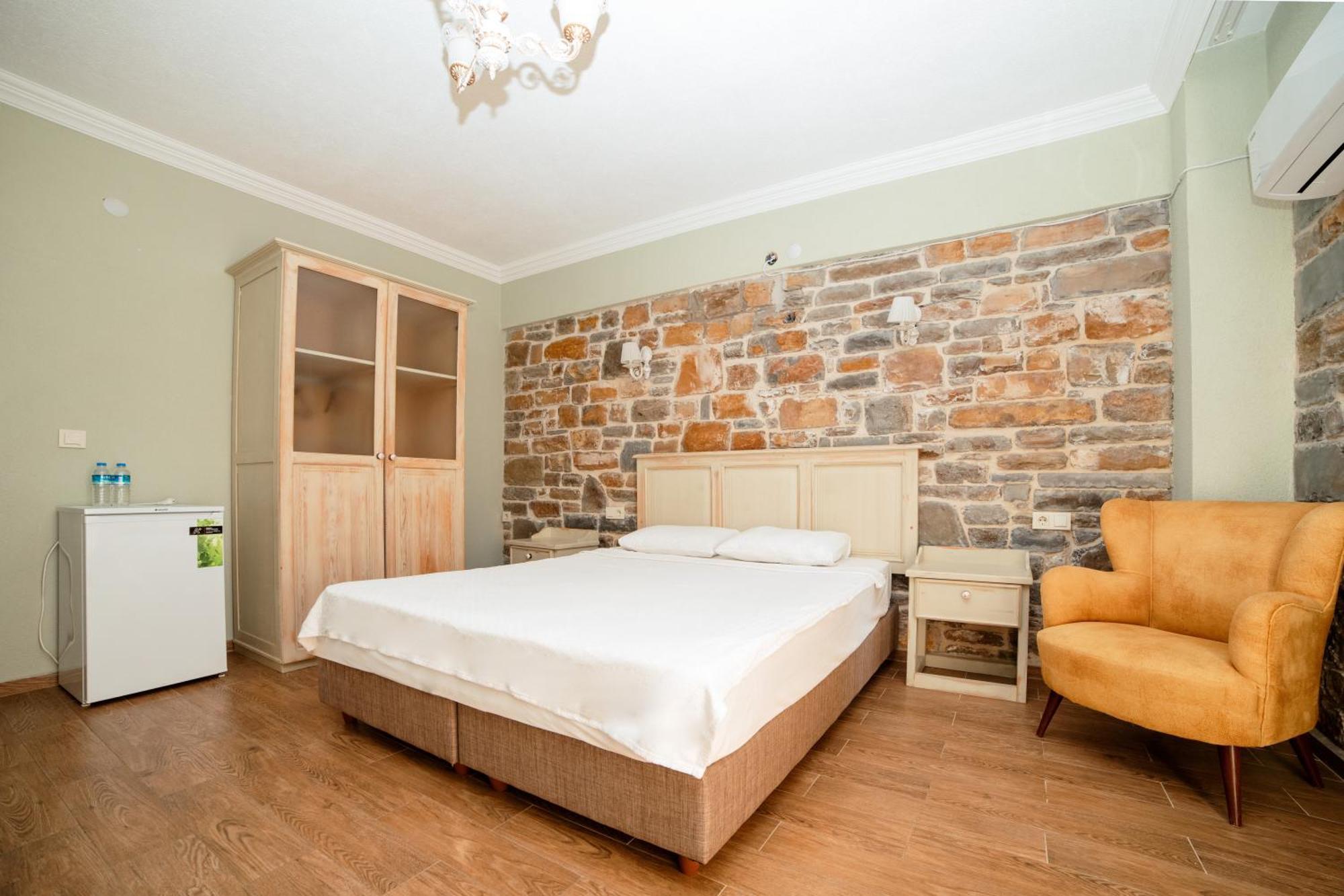 Yakamoz Hotel Goekceada Имврос Экстерьер фото