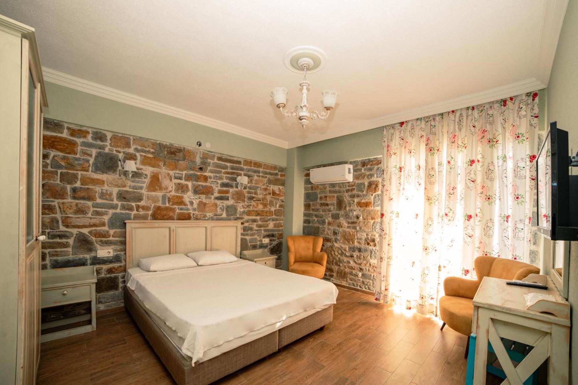 Yakamoz Hotel Goekceada Имврос Экстерьер фото